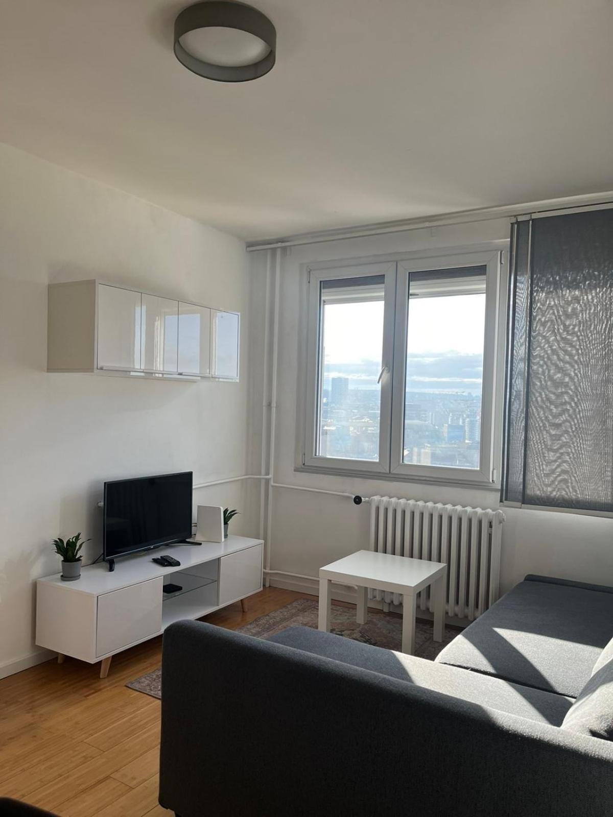 Lenny Apartman Belgrad Exteriör bild